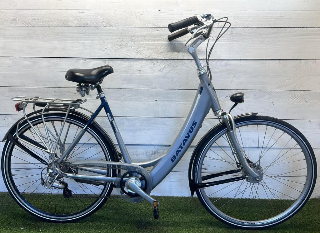 Tweedehands Batavus Padova Easy met lage instap, kettingkast en bagagedrager